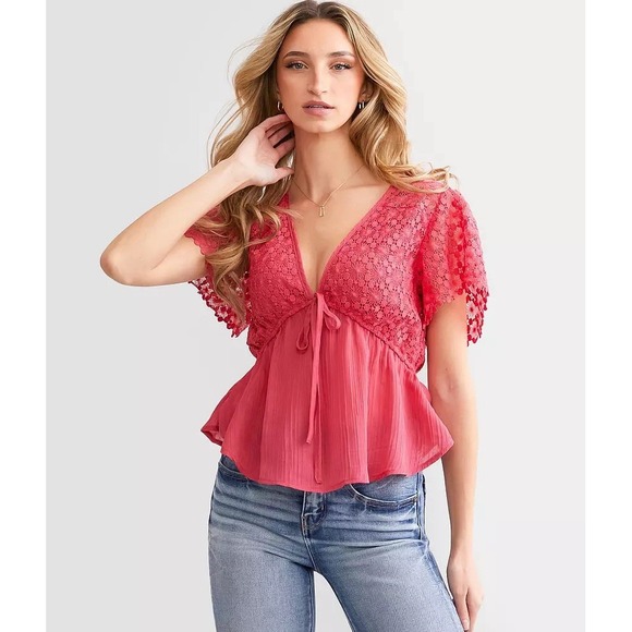 Buckle Tops - Daytrip Women's Crochet Peplum Top Honeysuckle Pink Size‎ Small Summer Boho